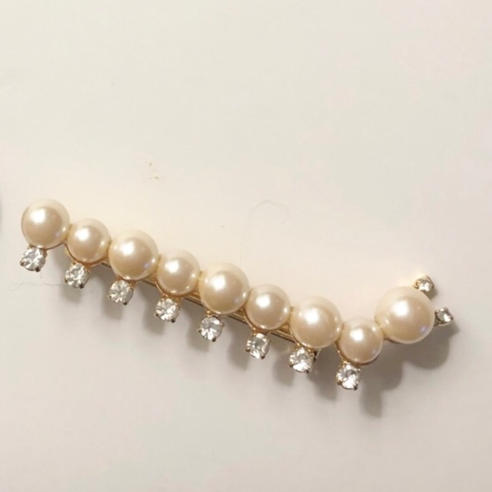 Vintage brooch pearl caterpillar rhinestones pin